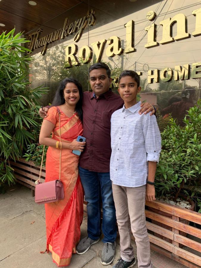 Thayamkery's Royal Inn Kochi Bagian luar foto